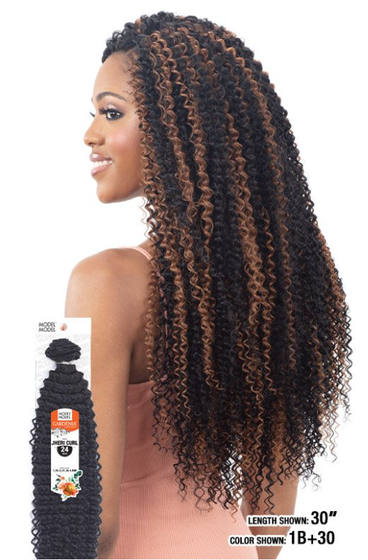 Model Model Gardenia Jheri Curl
